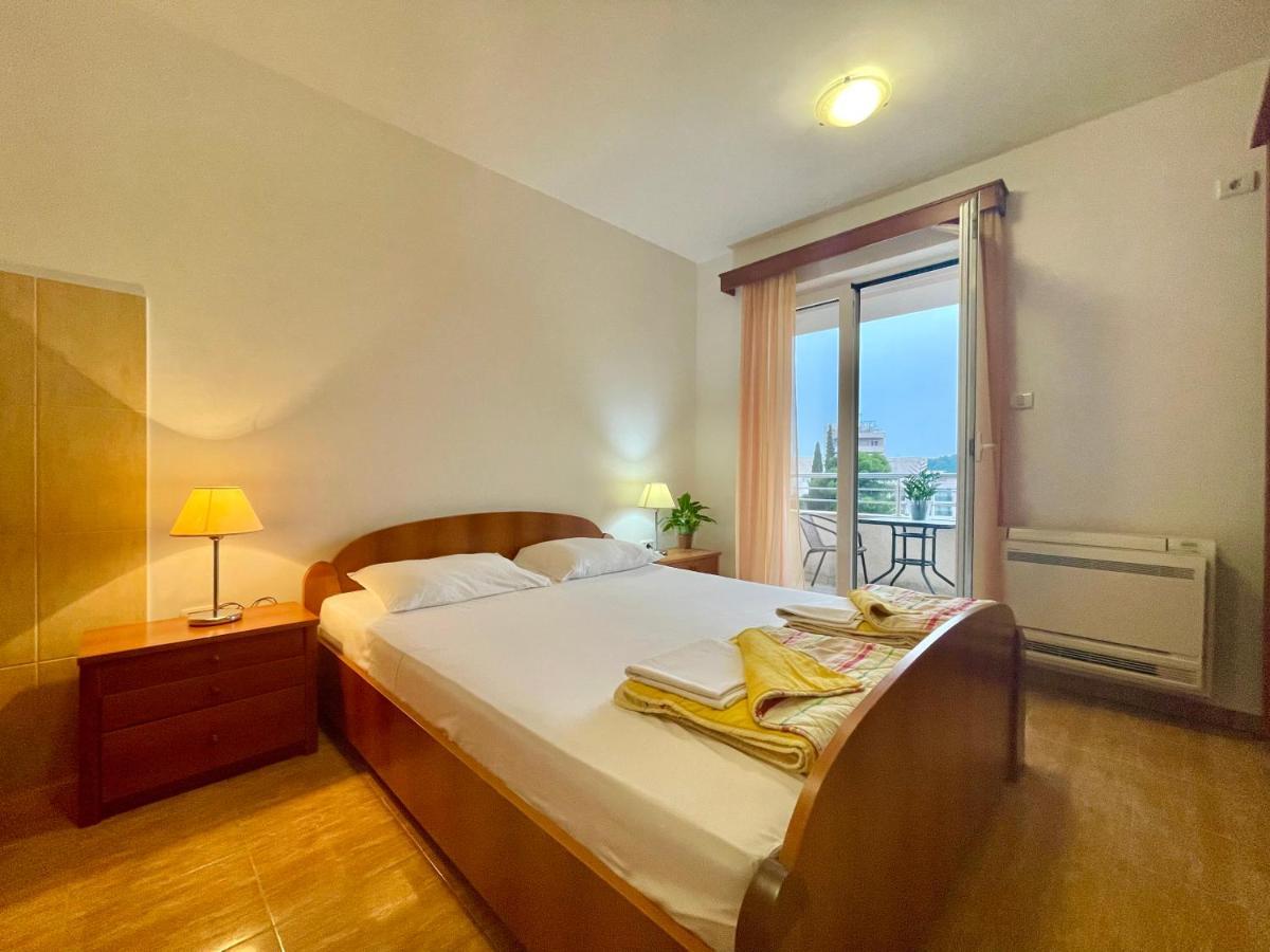 Apartments Boreta Becici بودفا المظهر الخارجي الصورة