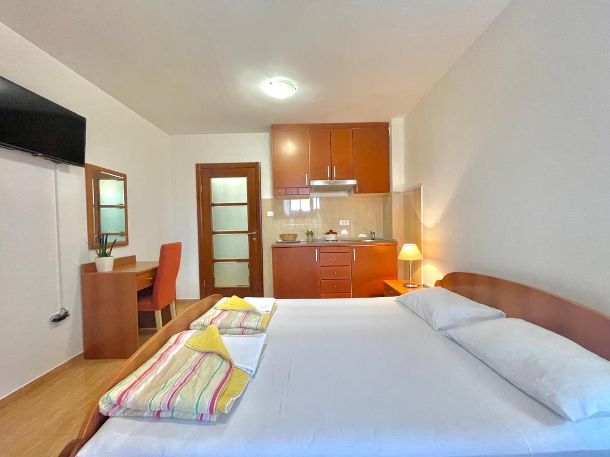 Apartments Boreta Becici بودفا المظهر الخارجي الصورة