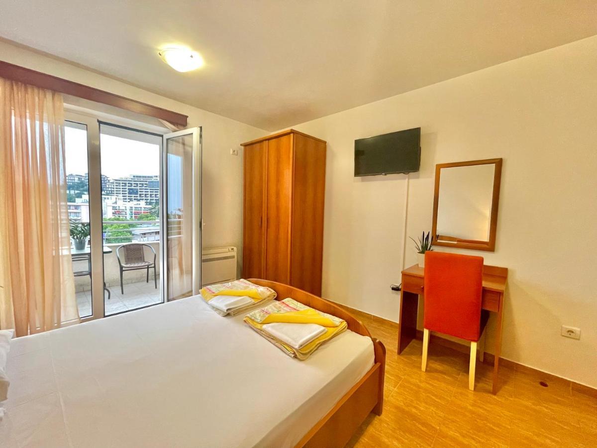 Apartments Boreta Becici بودفا المظهر الخارجي الصورة