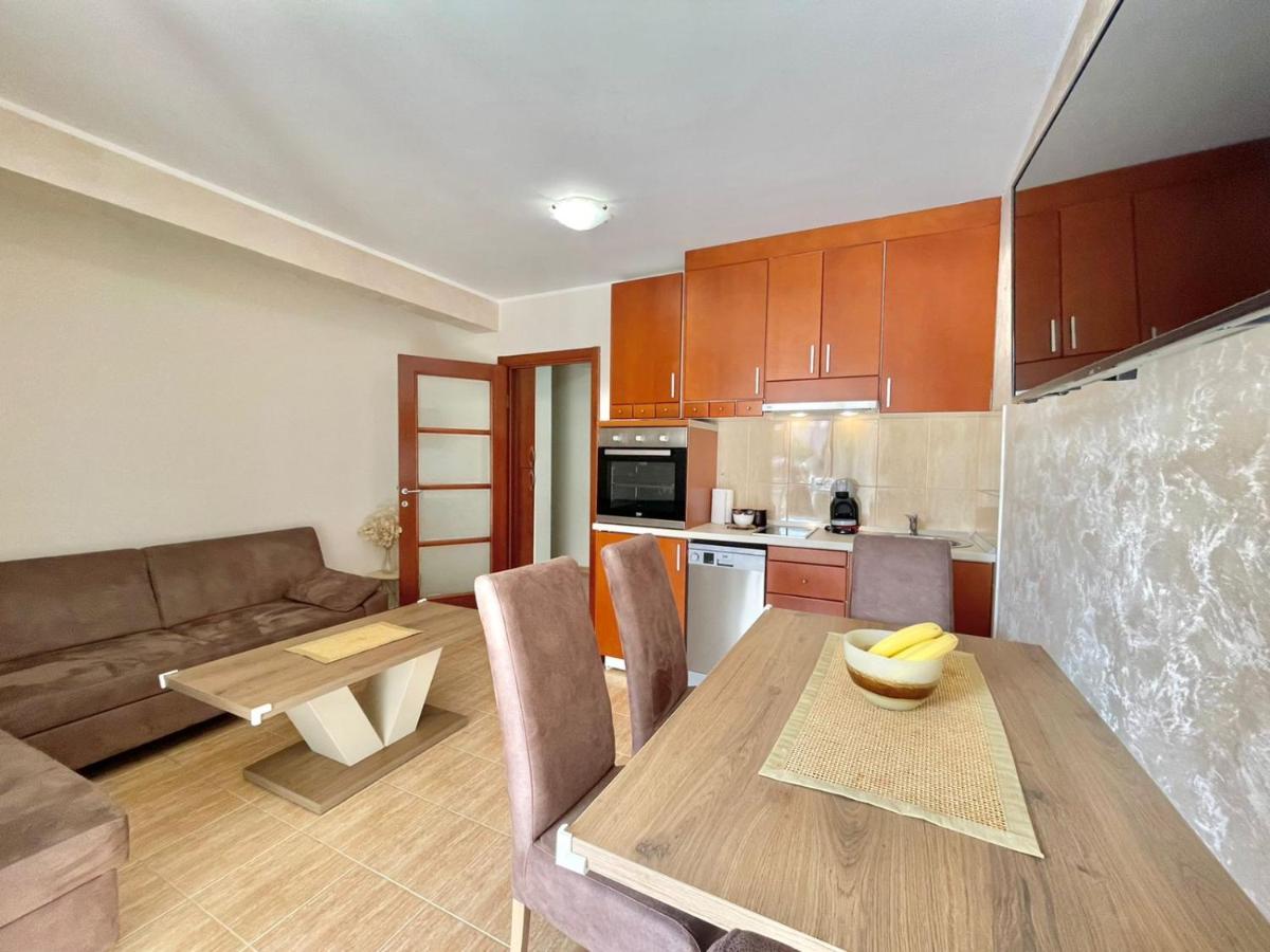 Apartments Boreta Becici بودفا المظهر الخارجي الصورة