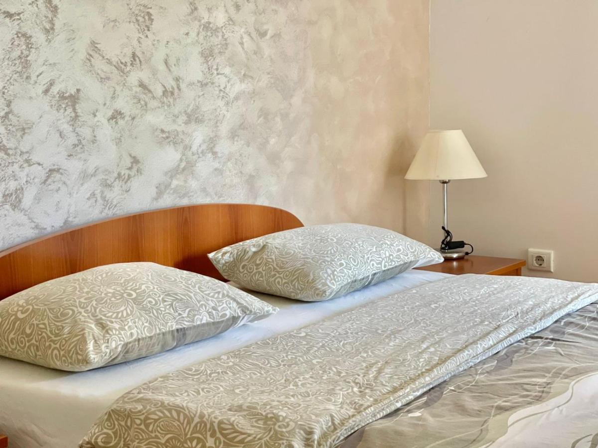 Apartments Boreta Becici بودفا المظهر الخارجي الصورة