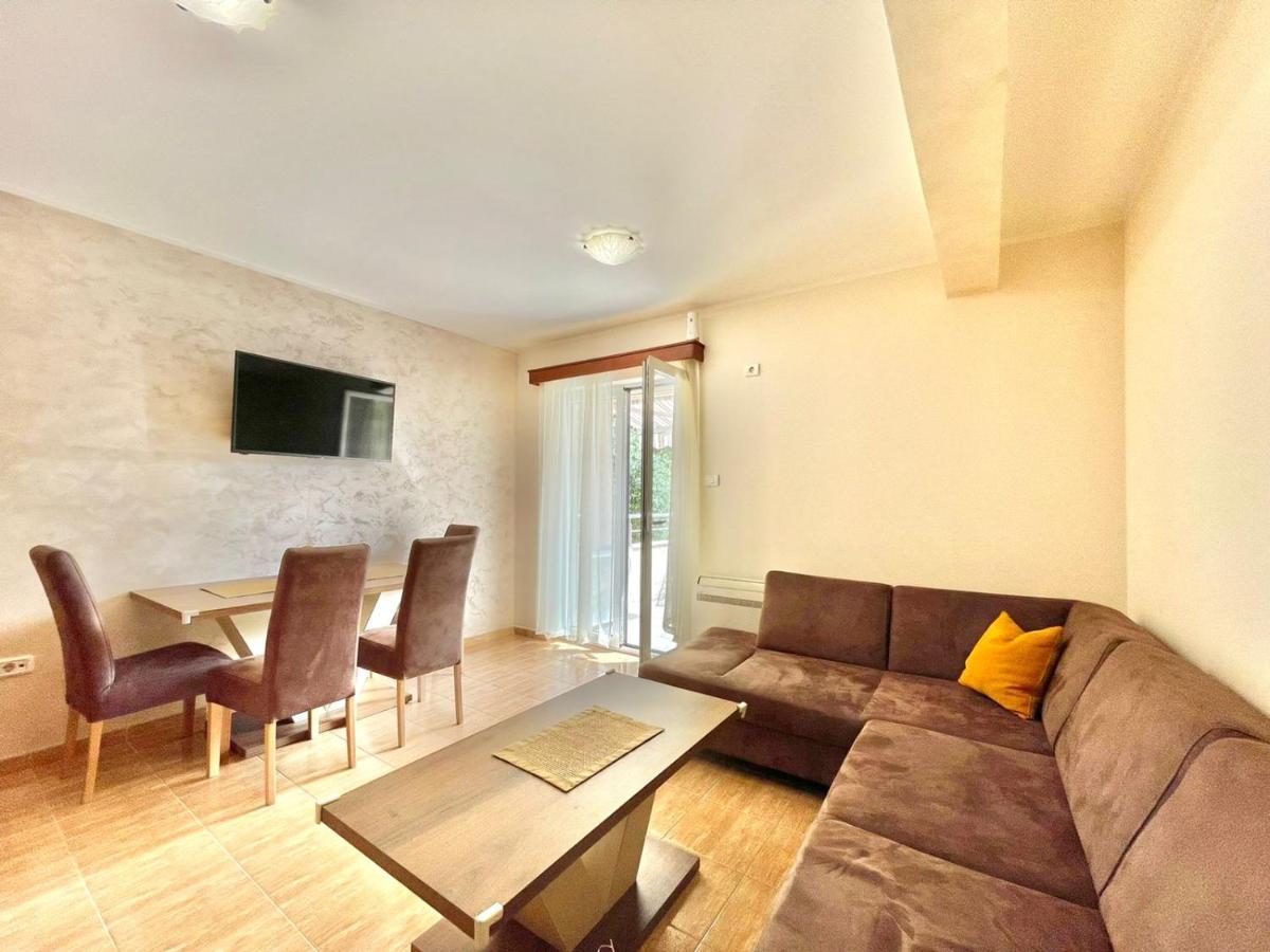 Apartments Boreta Becici بودفا المظهر الخارجي الصورة